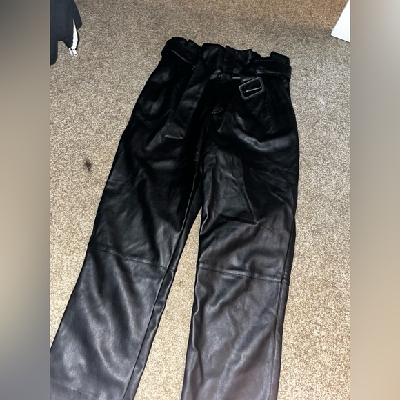 H&M pleather trouser-style cropped pants with cinched waist and belt. - Picture 5 of 5